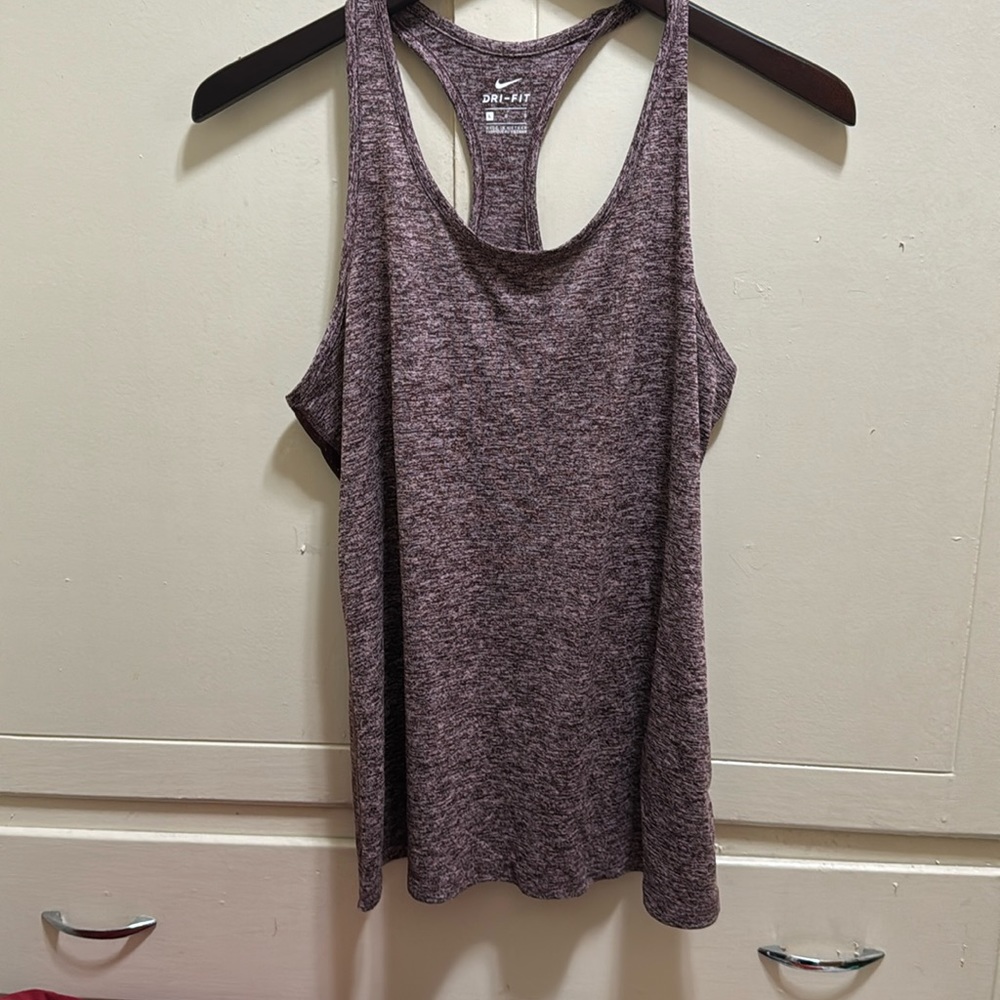 Nike Women’s Dri Fit tank top size large